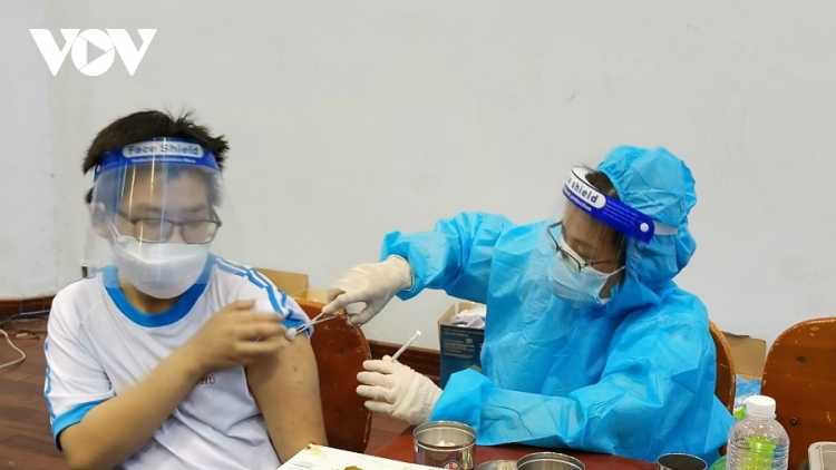 Việt Nam đã tiêm gần 3 triệu liều vaccine COVID-19 cho trẻ em